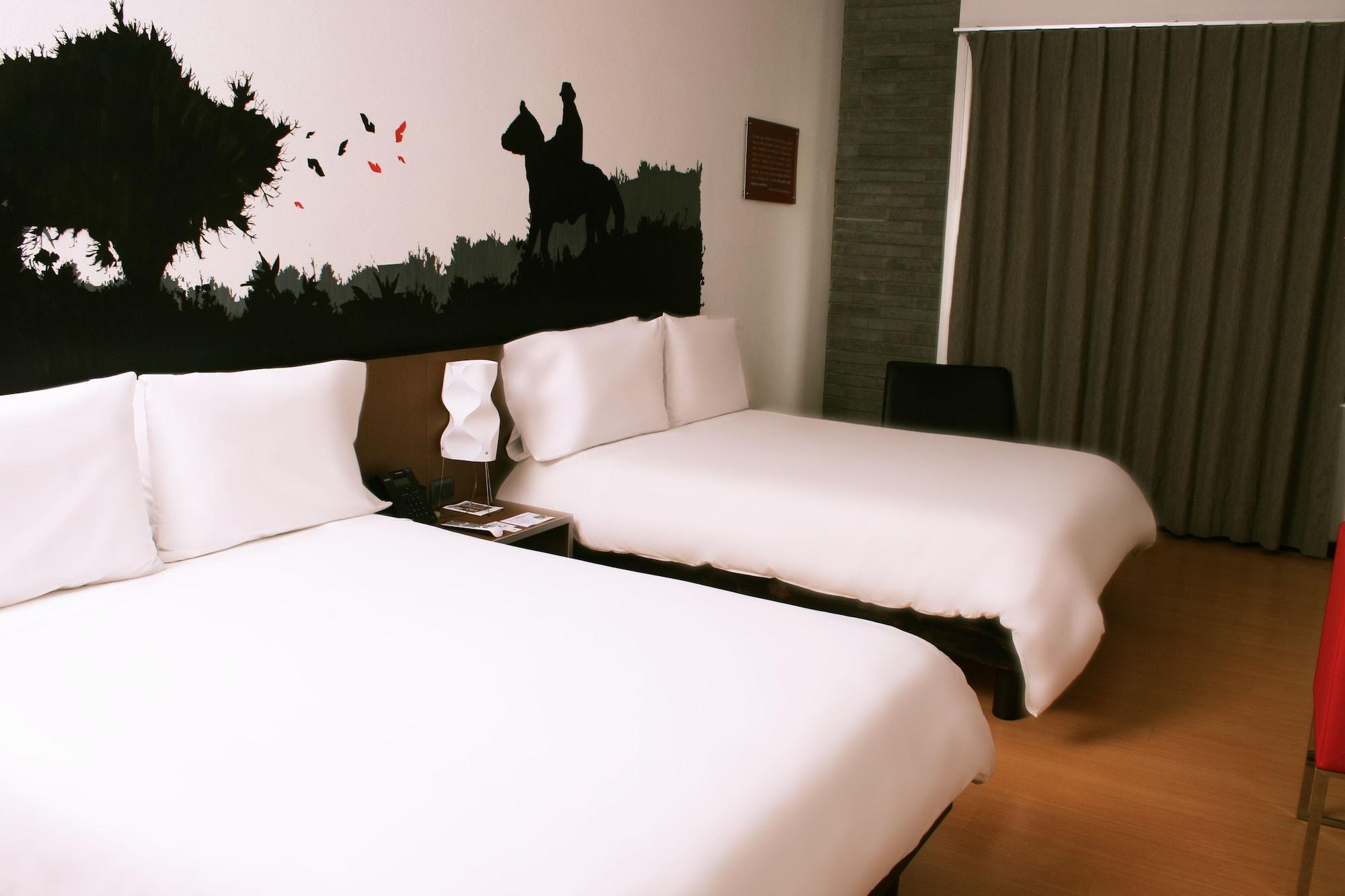 Hotel Viaggio Nueve Tres Bogota Luaran gambar